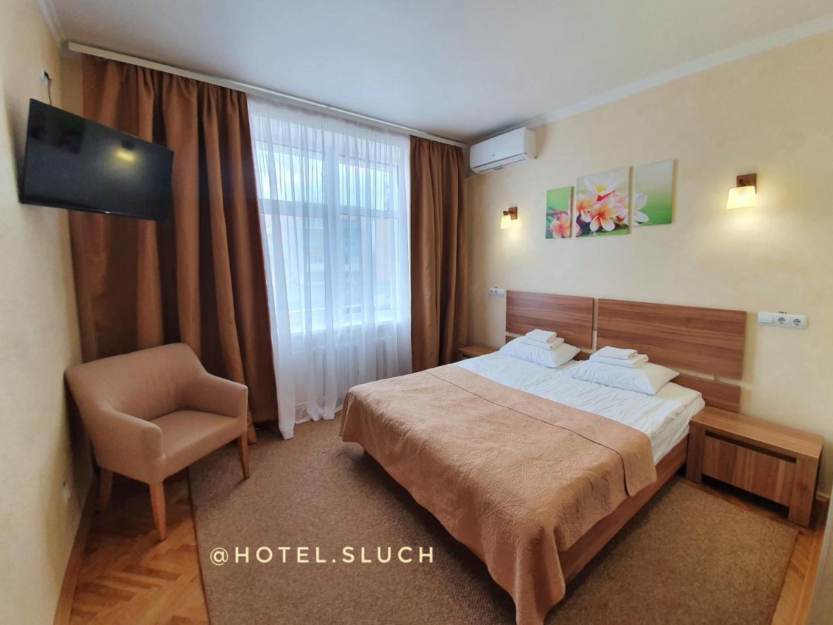 Hotel Sluch Starokostyantyniv Ngoại thất bức ảnh
