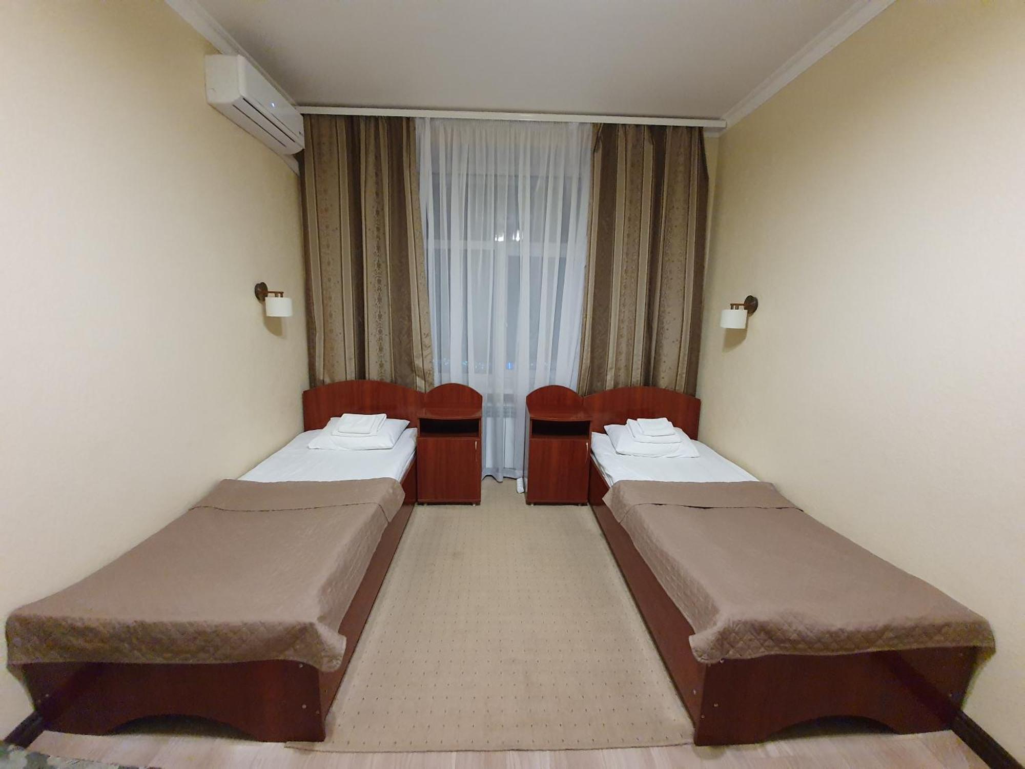 Hotel Sluch Starokostyantyniv Phòng bức ảnh